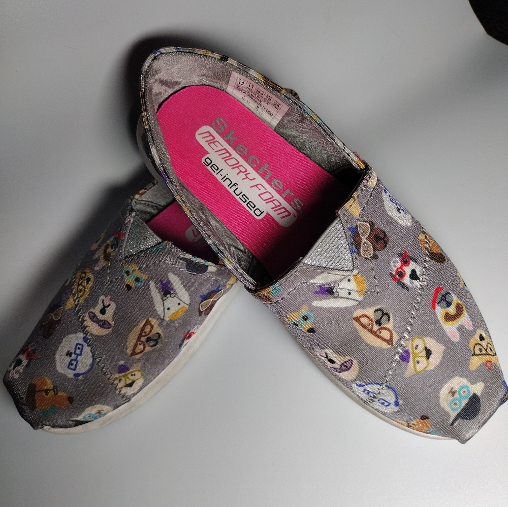 Sketchers Bobs from Skechers Girls Dogs pattern memory foam US 12 UK 11.Euc